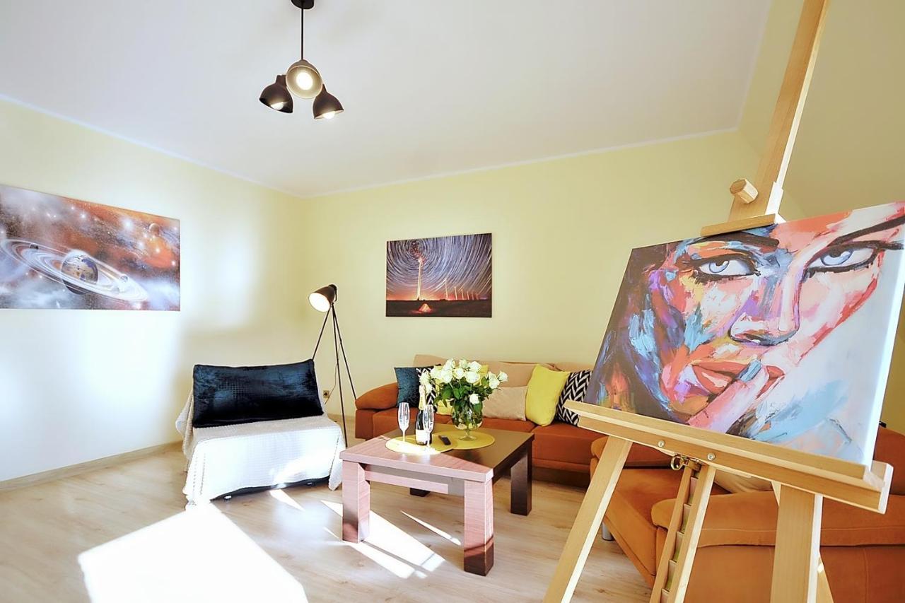 50 M Do Plazy Thobruk Apartamenty Piekna Dama Z Kolobrzegu Εξωτερικό φωτογραφία